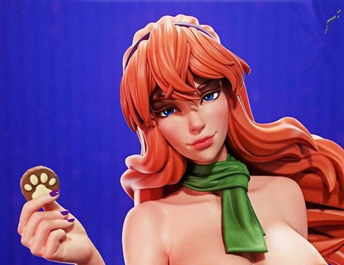Sexy daphne scale - daphne,